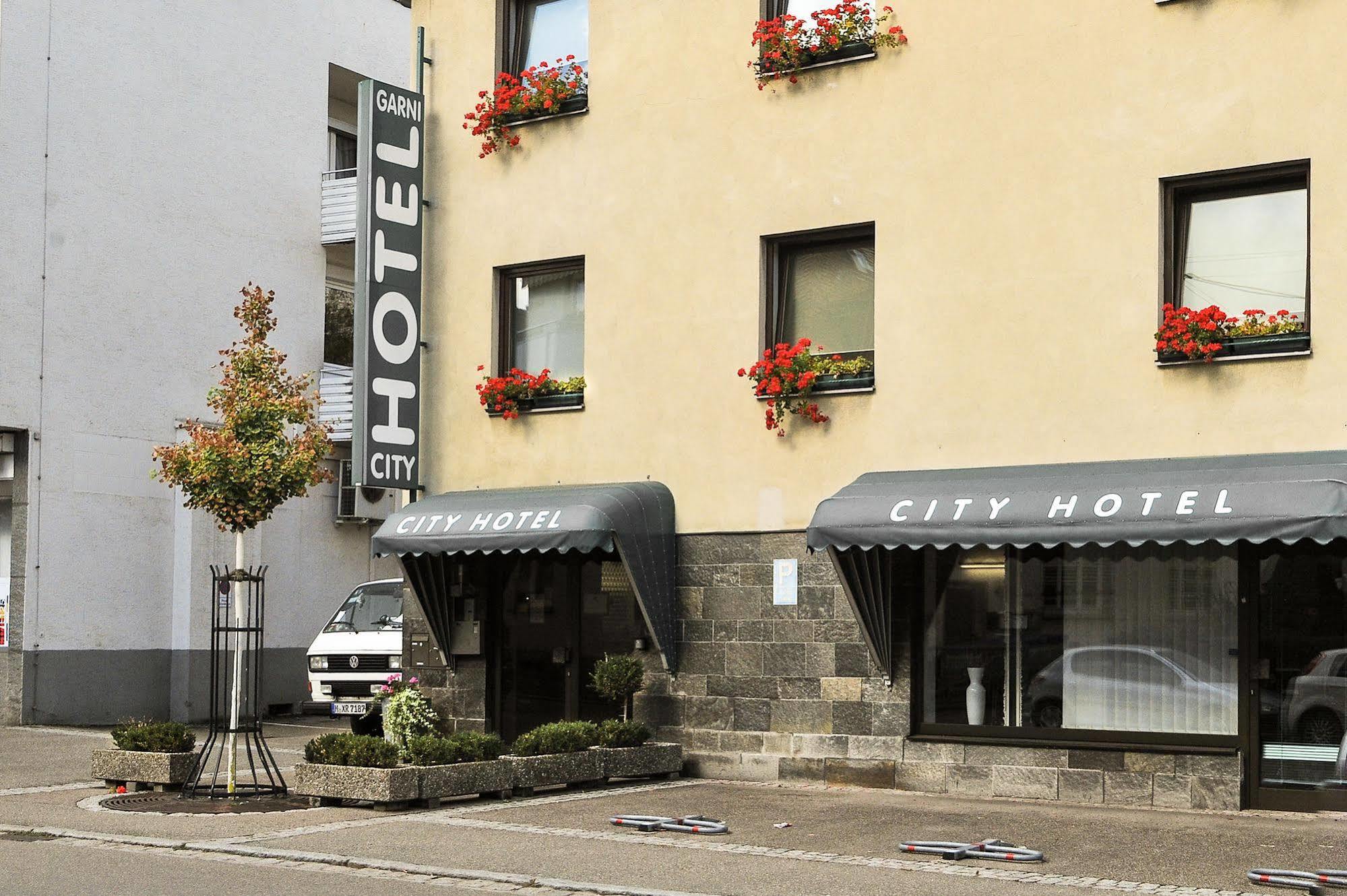 City Hotel Fellbach 24H Check-In Экстерьер фото